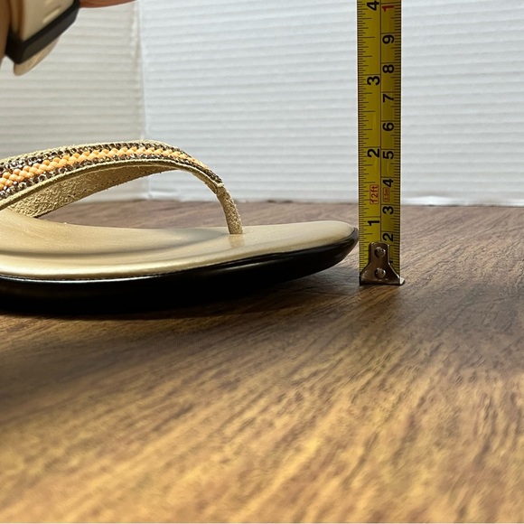 Italian Shoemakers Jewel Bead Gold Wedge Sandals Size 9 - Picture 13 of 13